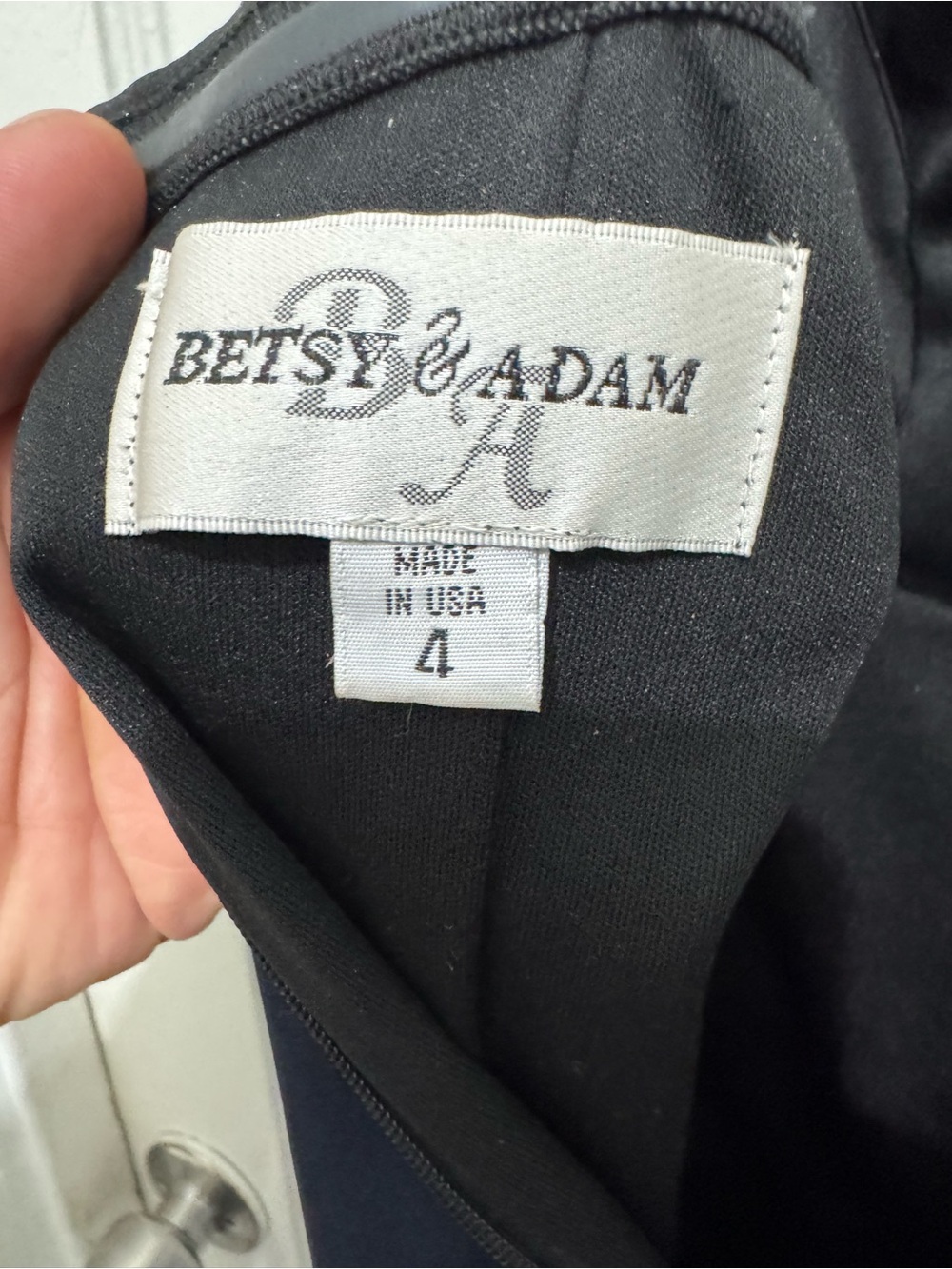 Betsy & Adam Navy One-Shoulder Ruched Cocktail Dress Size 4 - Picture 6 of 7